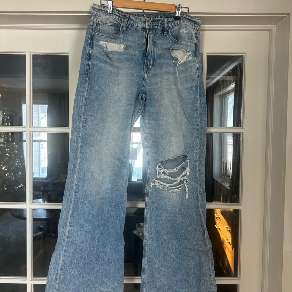 8 long American Eagle jeans